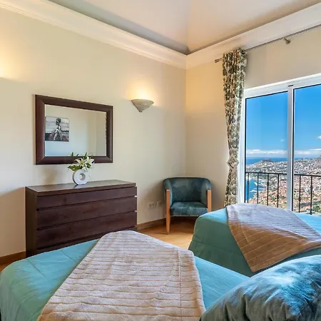 Balancal And Palheiro Village 3* פונשל
